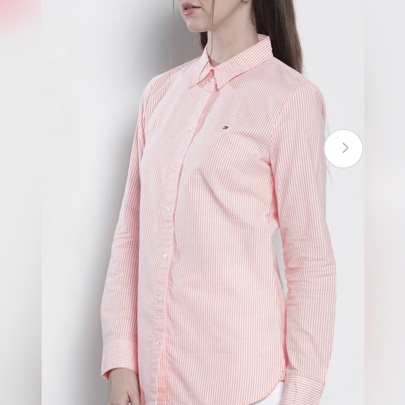 🎉3/$50🎉 Tommy Hilfiger Classic Fit Striped Shirt - Picture 7 of 7